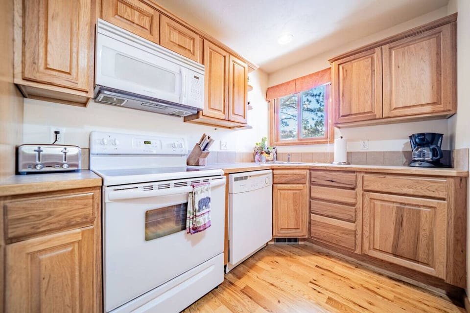Fill kitchen with lots of small appliances