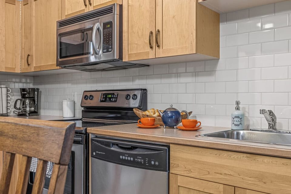 Perfect for enjoying home-cooked meals