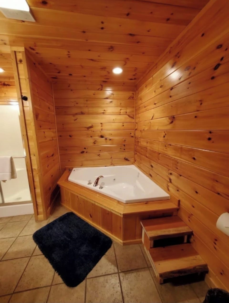 Main level private bathroom