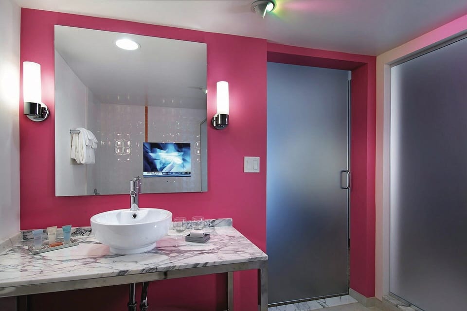 Go Studio Suite 02.jpg