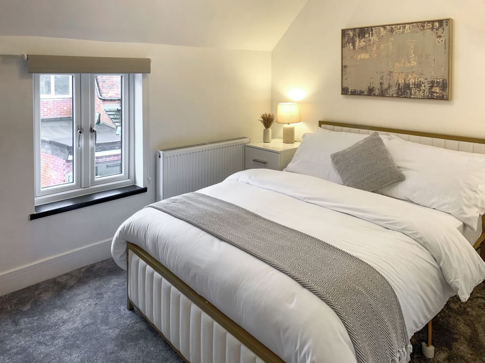 Double bedroom | Skyview Cottage, Market Harborough
