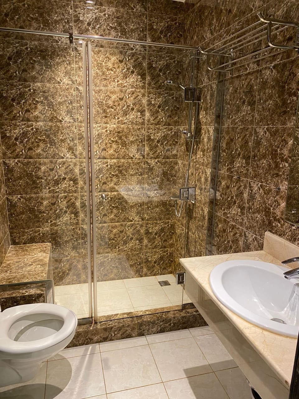 Separate tub and shower, designer toiletries, hair dryer, towels