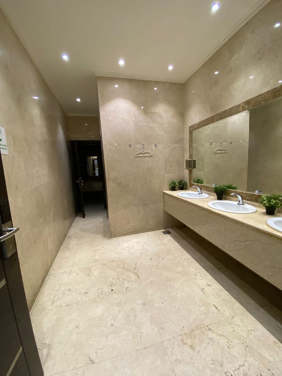 Separate tub and shower, designer toiletries, hair dryer, towels