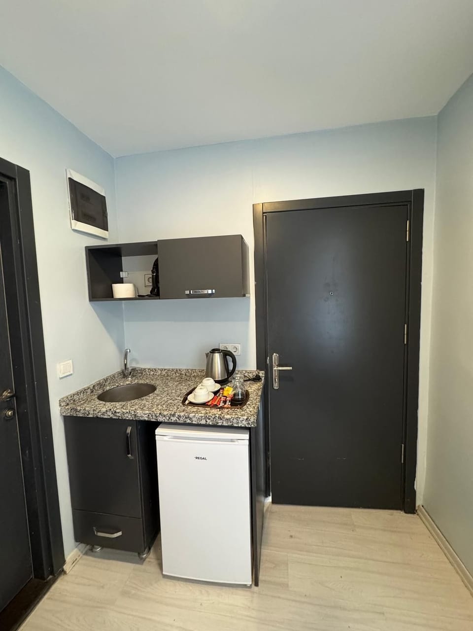 Comfort Apartment, City View | Private kitchen | Coffee/tea maker