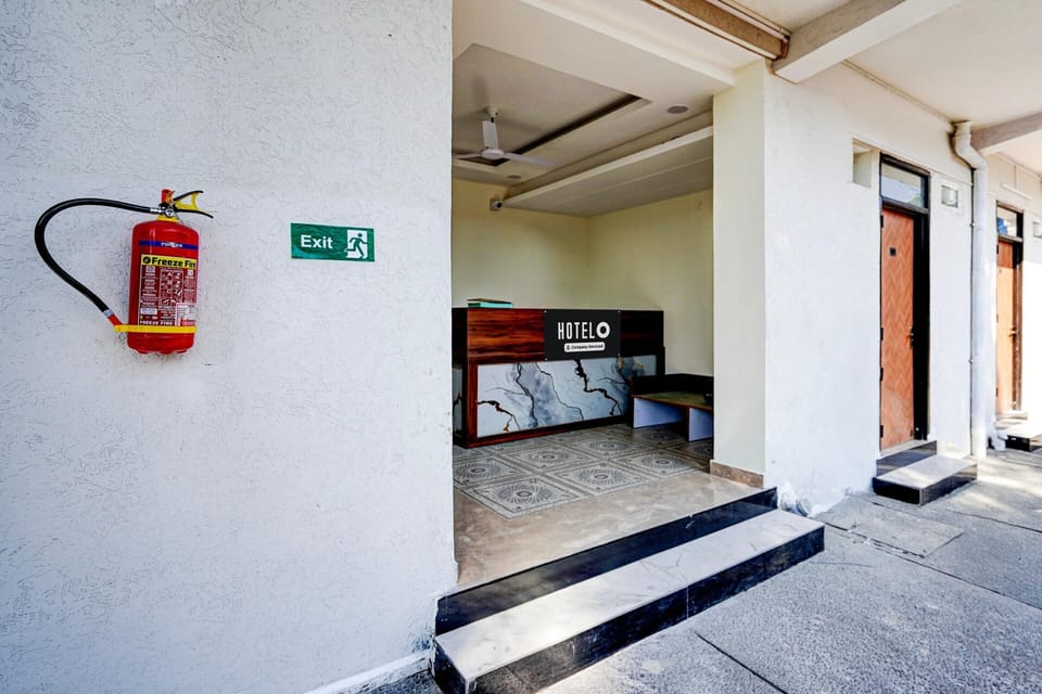 House | Reception