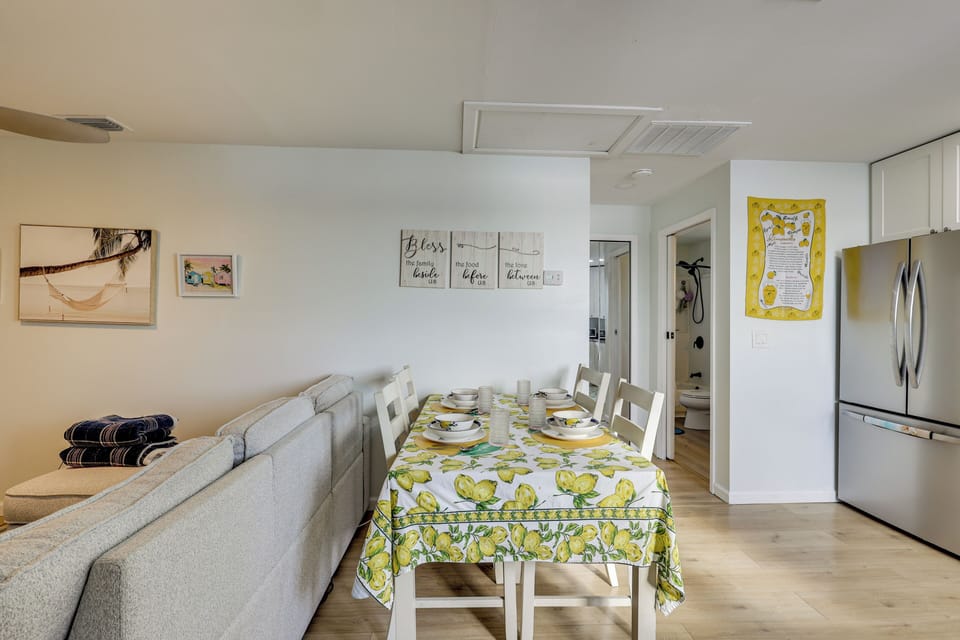 House (2 Bedrooms) | Interior