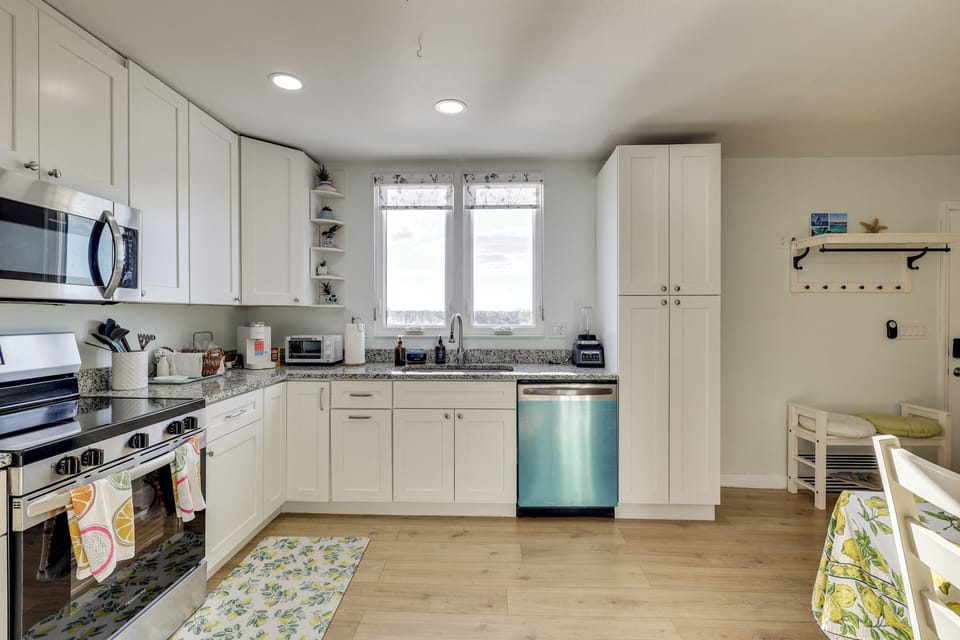 House (2 Bedrooms) | Interior
