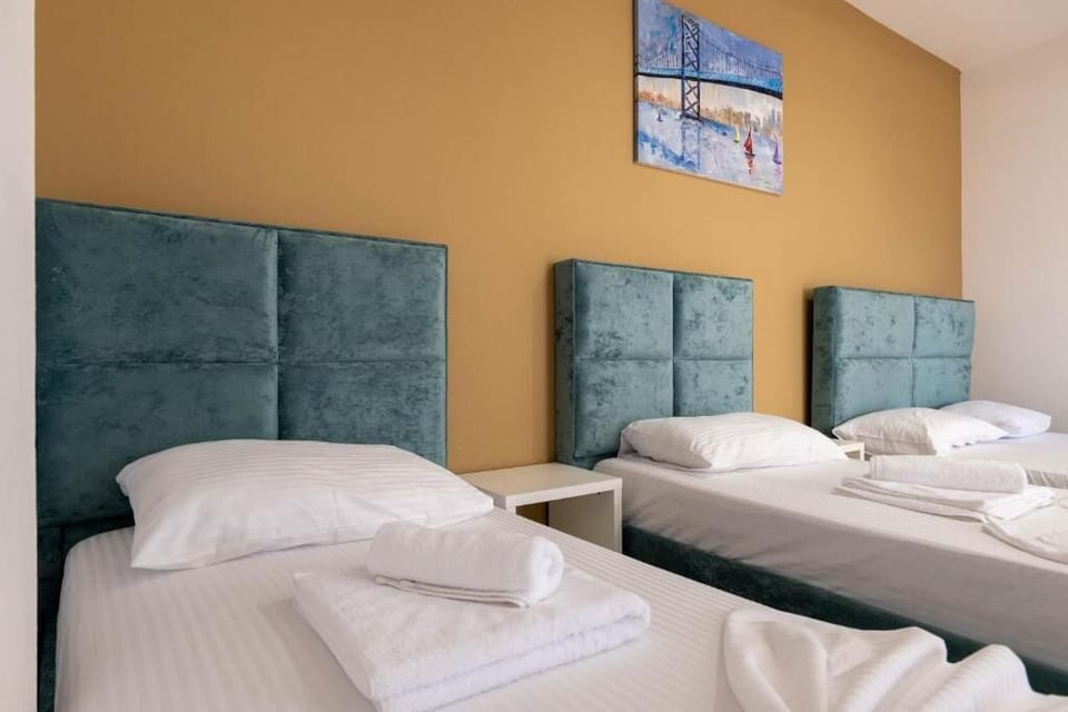 Family Room | Free WiFi, bed sheets