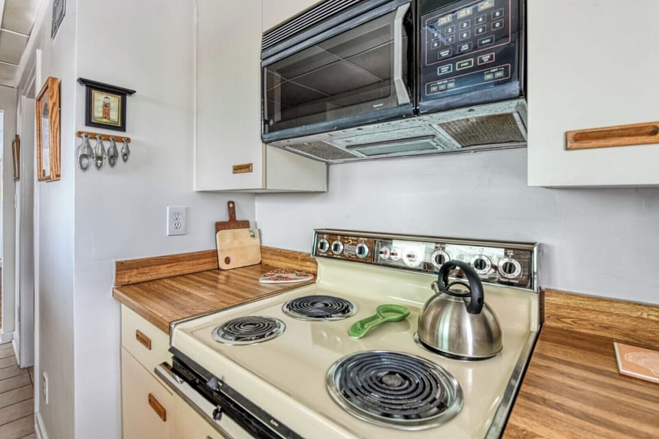 Marlin Quay 101 - Kitchen