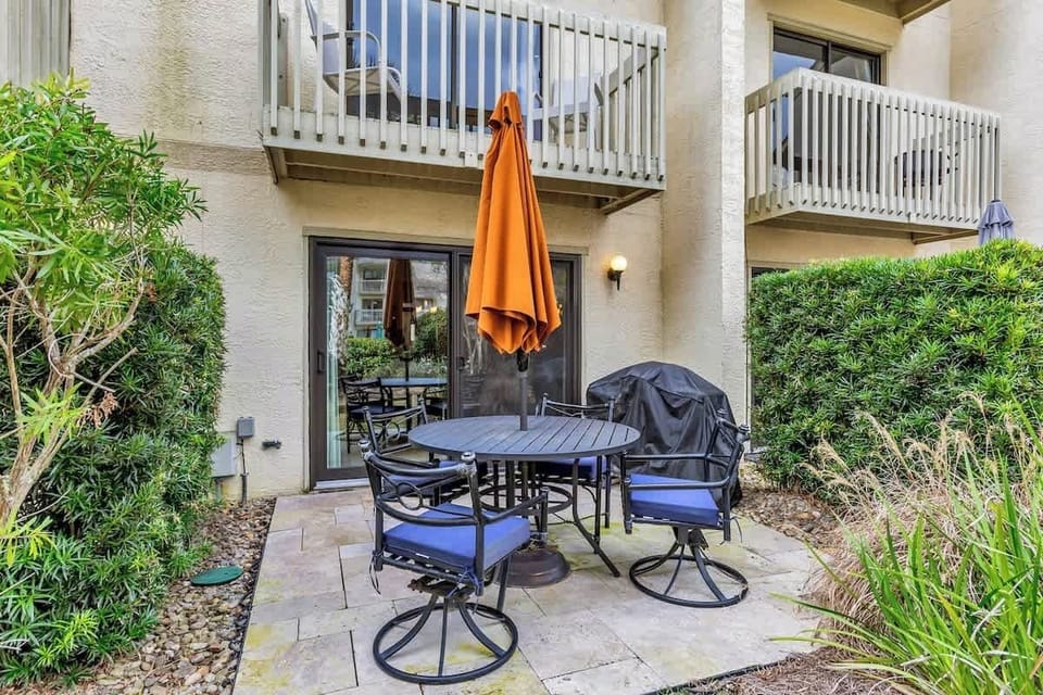 Private Patio with Grill