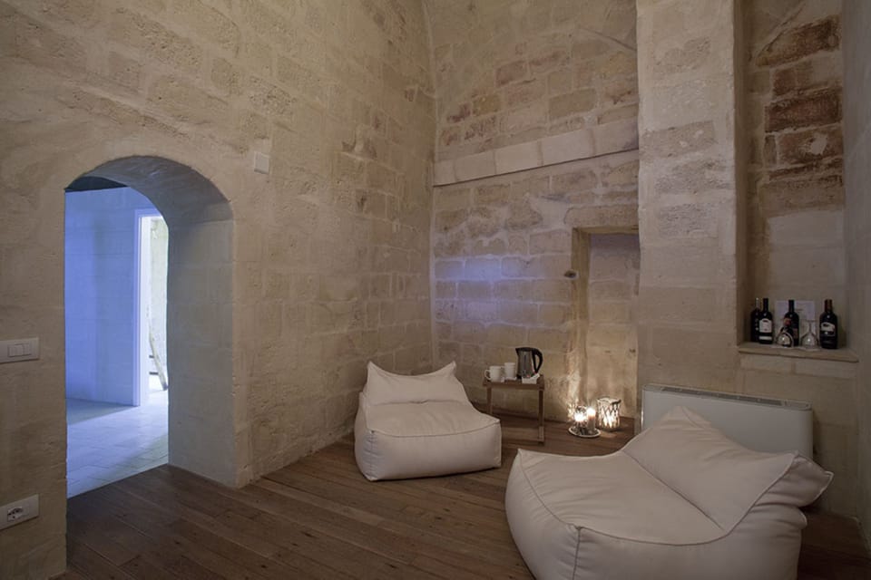 Suite, Terrace | Living area | Flat-screen TV