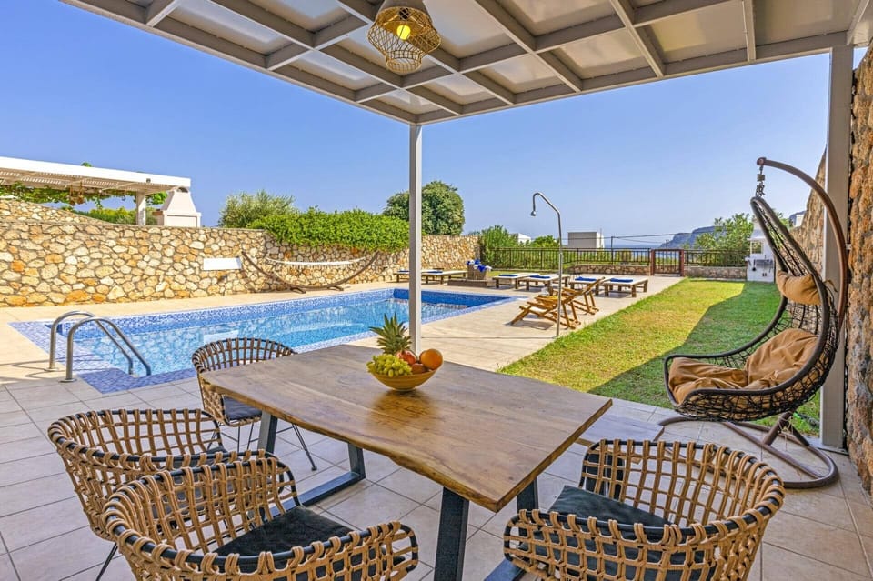 Villa Agape Blueline image