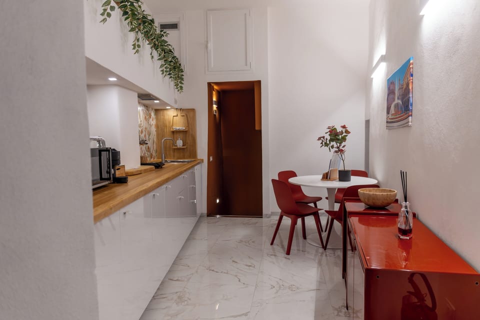 Comfort Apartment, 2 Bedrooms, Non Smoking, Kitchen | Dining