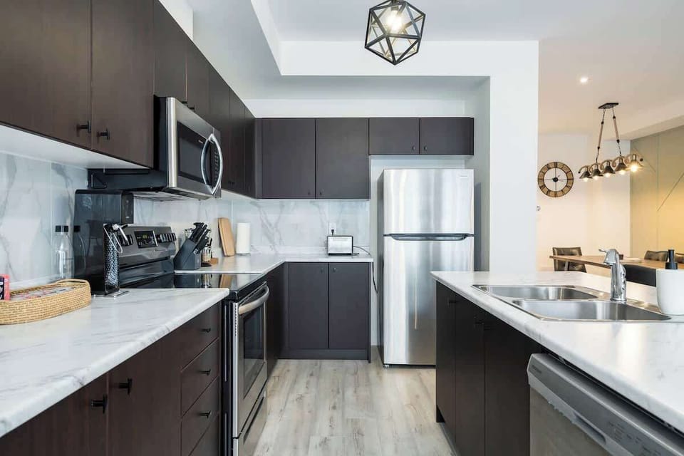 Fully stock kitchen for guests to use