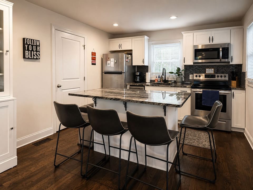 Full Kitchen