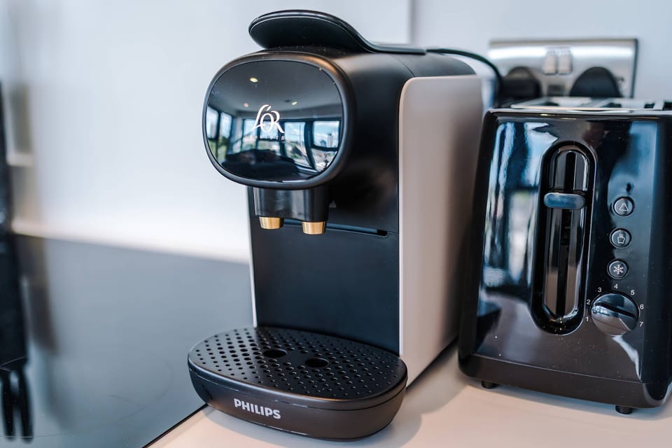 Start your mornings right with a fresh coffee before heading out, or enjoy a quiet moment before the city wakes up.