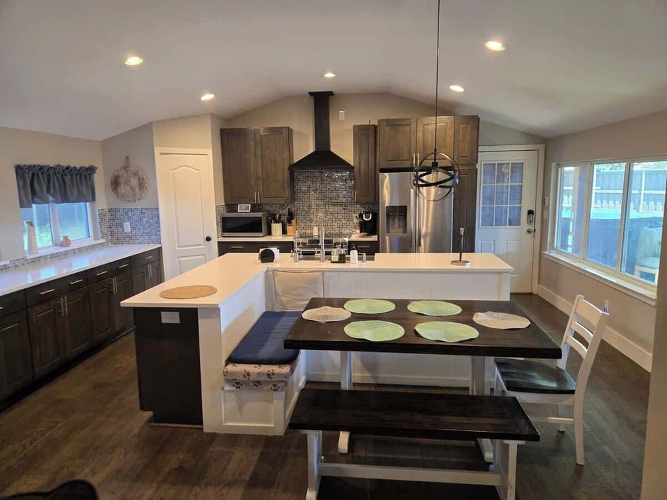 Kitchen table area viewed from living-room.