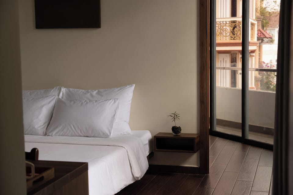 Deluxe Apartment | Premium bedding, memory foam beds, individually furnished, desk