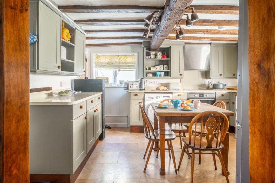 Ground floor: Spacious worktops for all your cooking needs