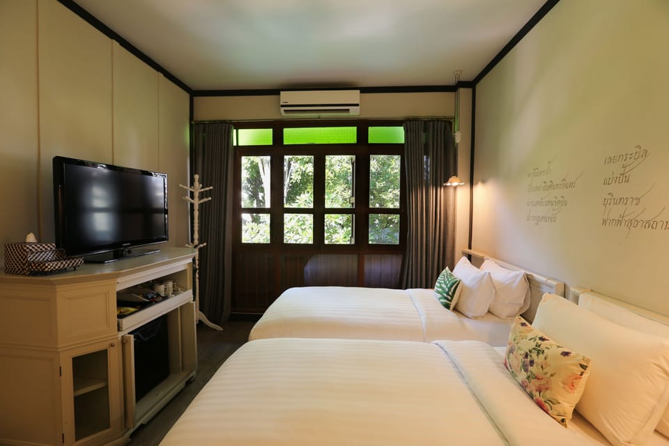 Mattana Premier | In-room safe, desk, iron/ironing board (on request), WiFi (free)
