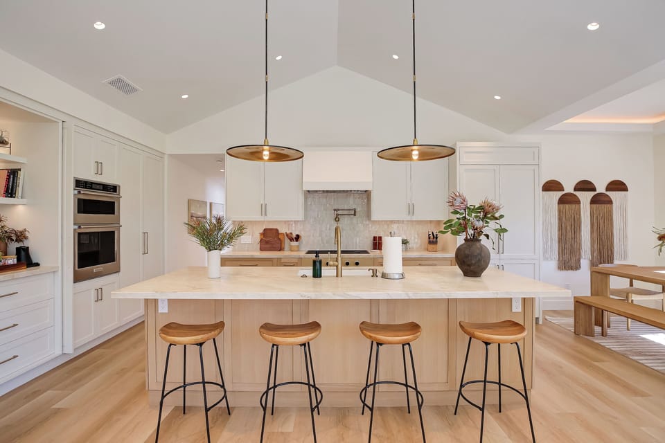 Stylish kitchen perfect for cooking and entertaining