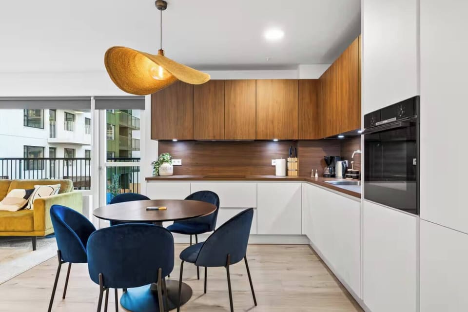 Dining area for 4 with a fully equipped kitchen