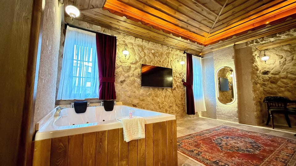 Superior Double Room, Resort View | Desk, soundproofing, free WiFi