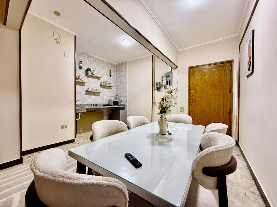 Apartment, 3 Bedrooms, Balcony | Dining