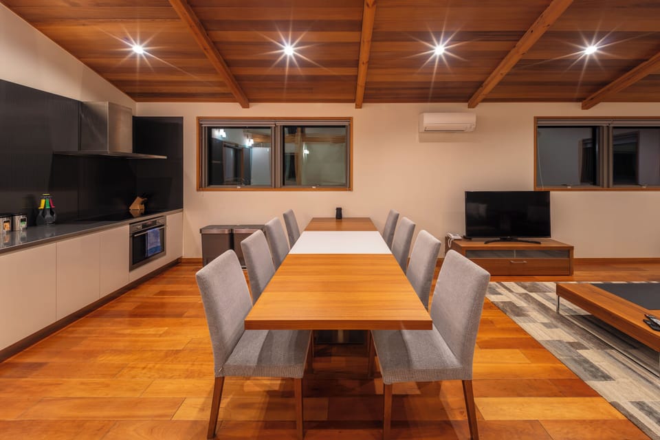 Luxury Chalet | In-room dining