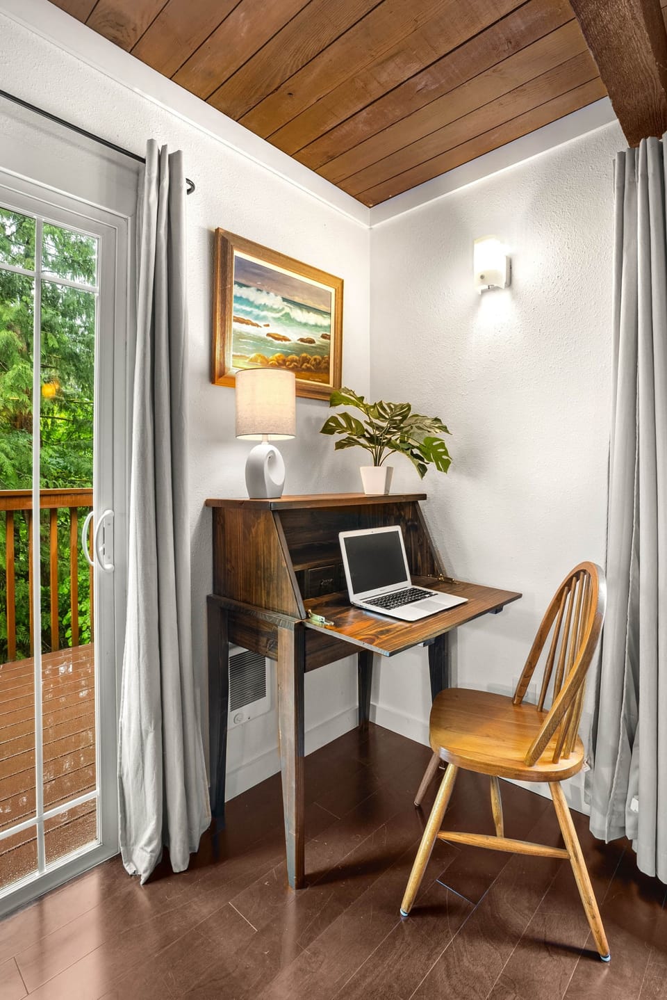 Living Room Work Station