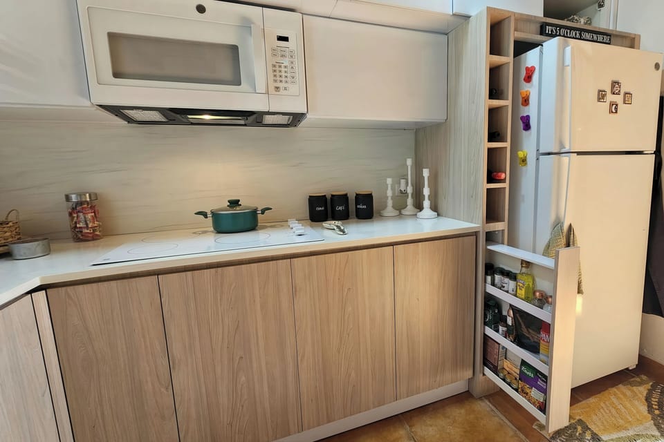 Fully stocked kitchen