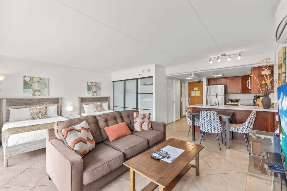 Apartment, Lagoon View (1 Bedroom) | 1 bedroom, individually decorated, individually furnished