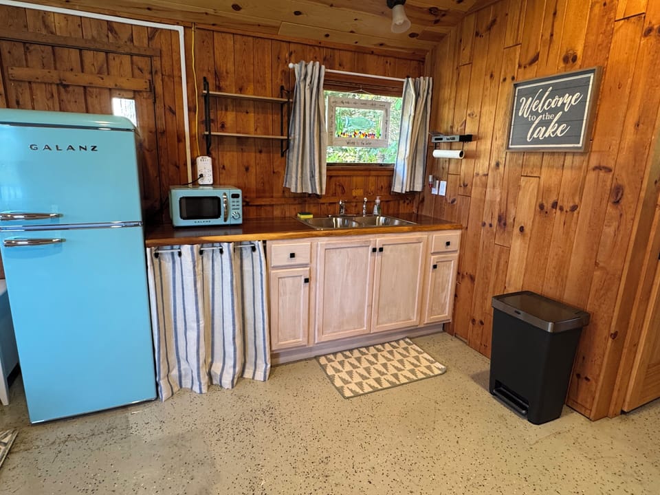 Kitchen area