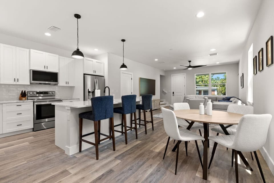 Open kitchen and dining room