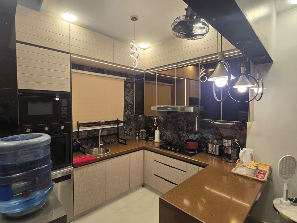 Apartment | Private kitchen | Cookware/dishes/utensils
