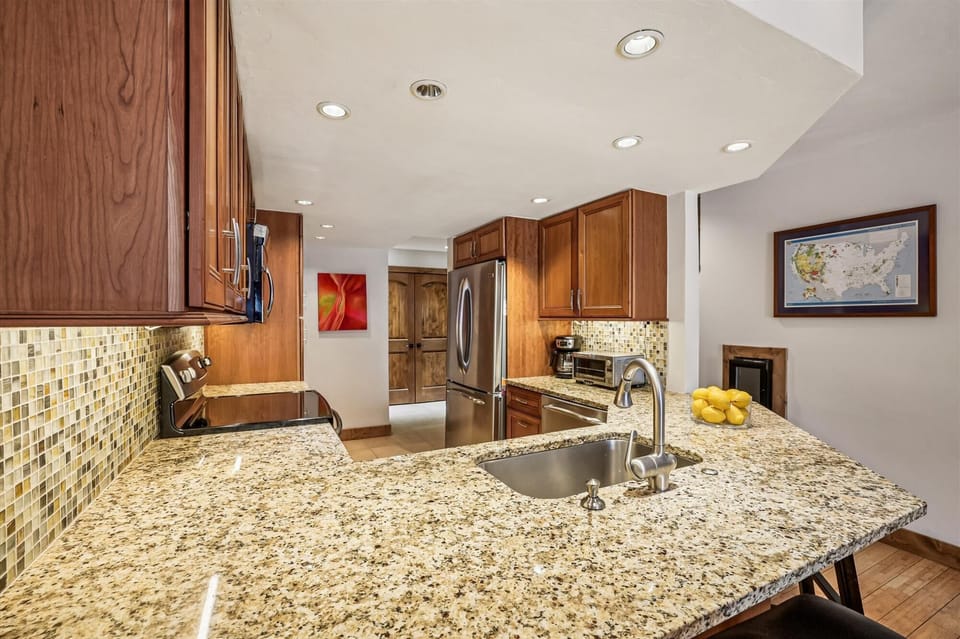 Kitchen - Rivera's Run - Frisco Vacation Rental