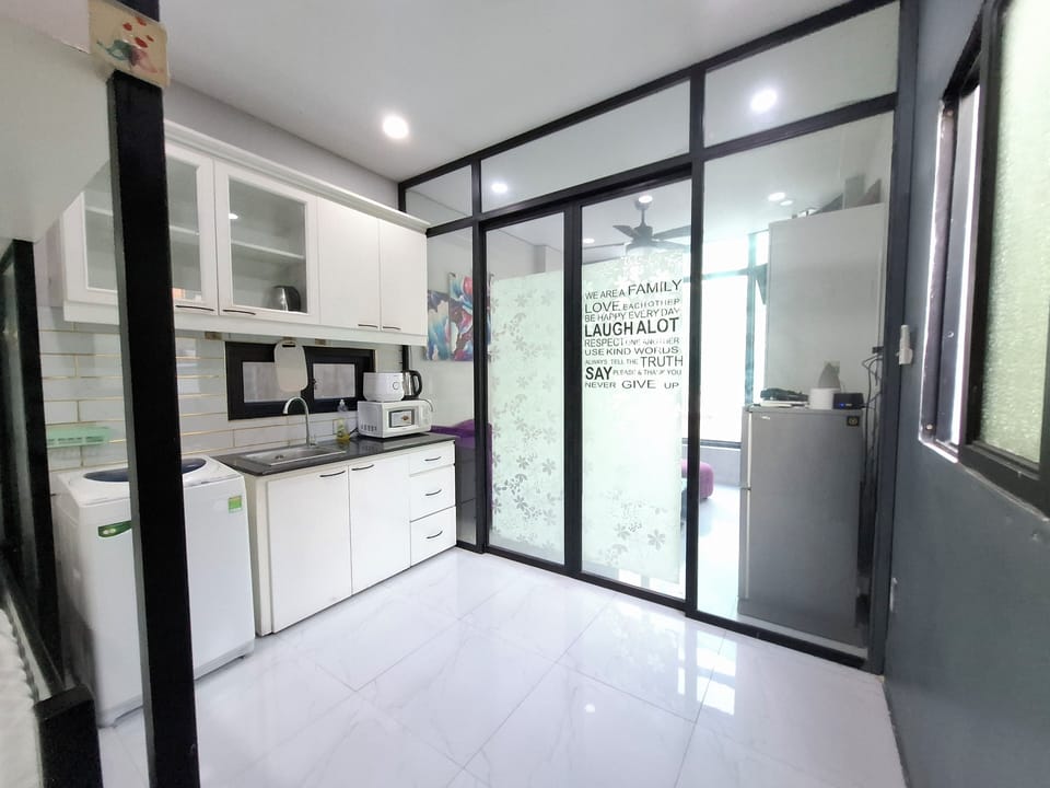 Apartment, City View | Private kitchen | Fridge, microwave