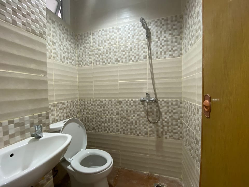 Deluxe Double Room | Bathroom