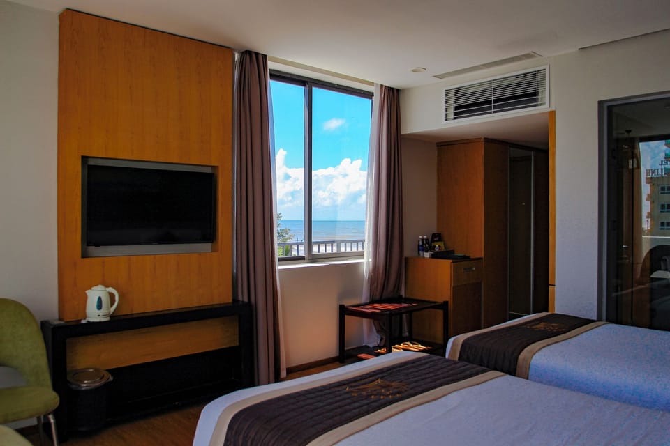Studio | Beach/ocean view