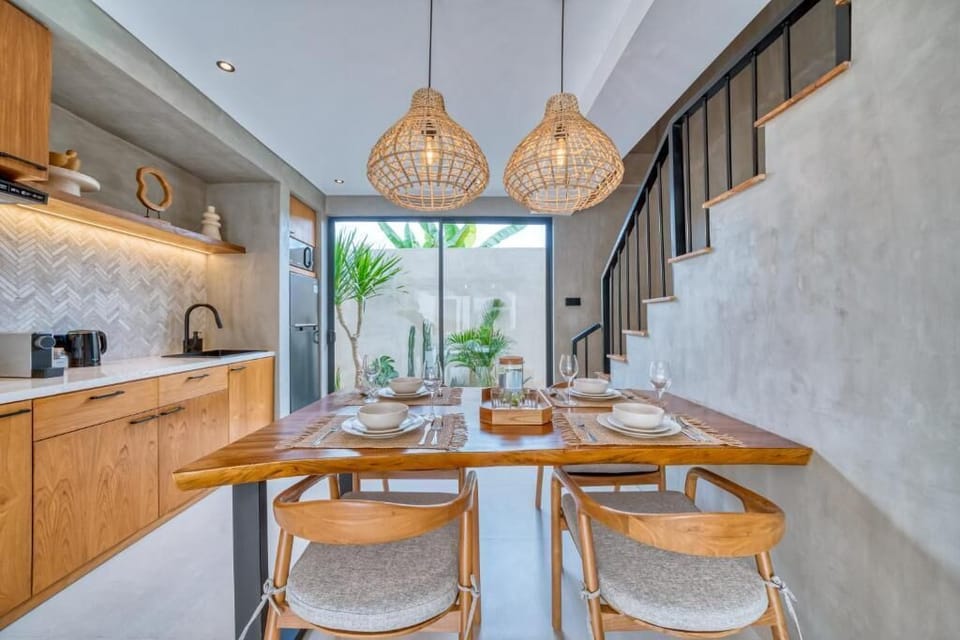 Luxury Villa, Lanai, Pool View | Private kitchen | Electric kettle