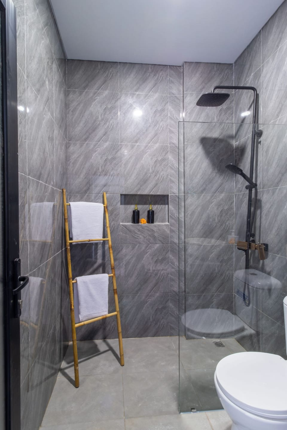 Standard Double Room | Bathroom | Bidet