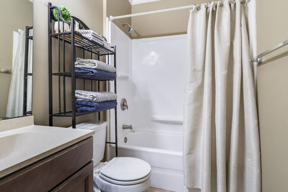 Shower/tub combo