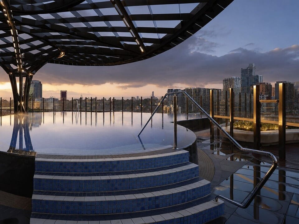 Enjoy an outdoor lap pool, lagoon pool, cabanas, and barbeque grills on Level 8. Note: a safety induction is required to use the amenities.