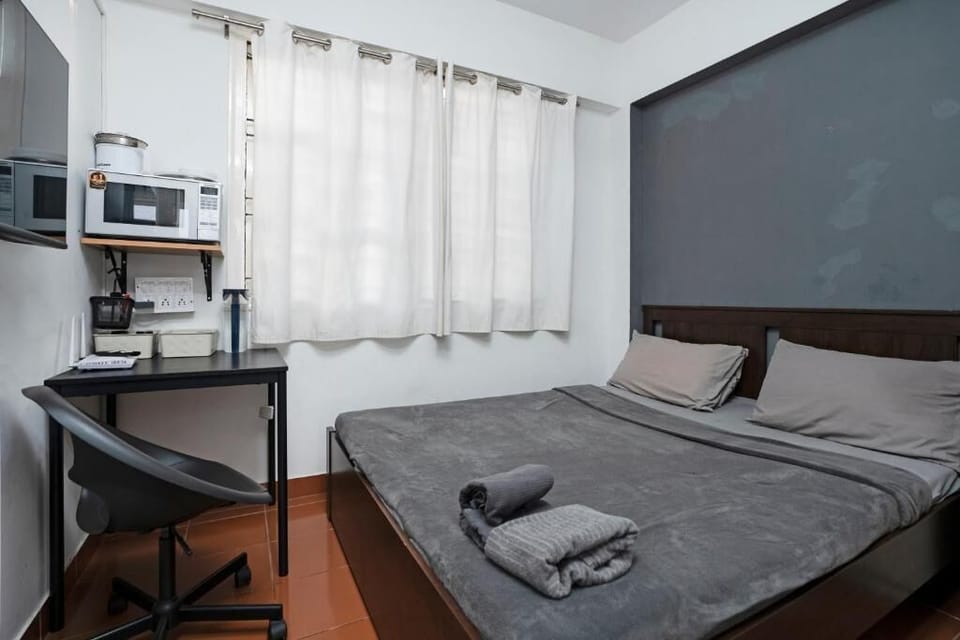 Standard Apartment, Balcony, City View | Laptop workspace, iron/ironing board, free WiFi