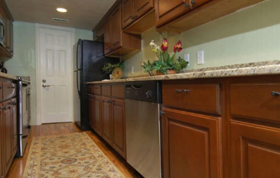 Fridge, microwave, coffee/tea maker