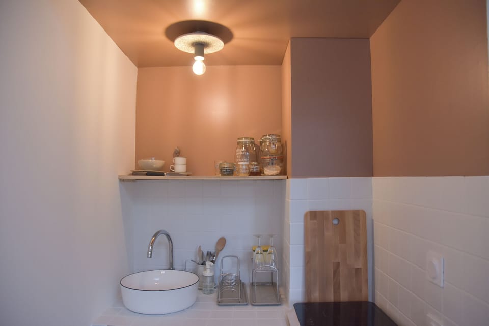 Superior Studio, Courtyard View | Private kitchen | Espresso maker, coffee/tea maker, electric kettle