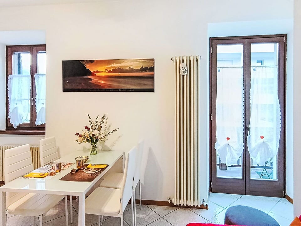Furniture, Interior Design, Flooring, Wall, Floor, Wood, Room, Table, Picture Frame, Lighting