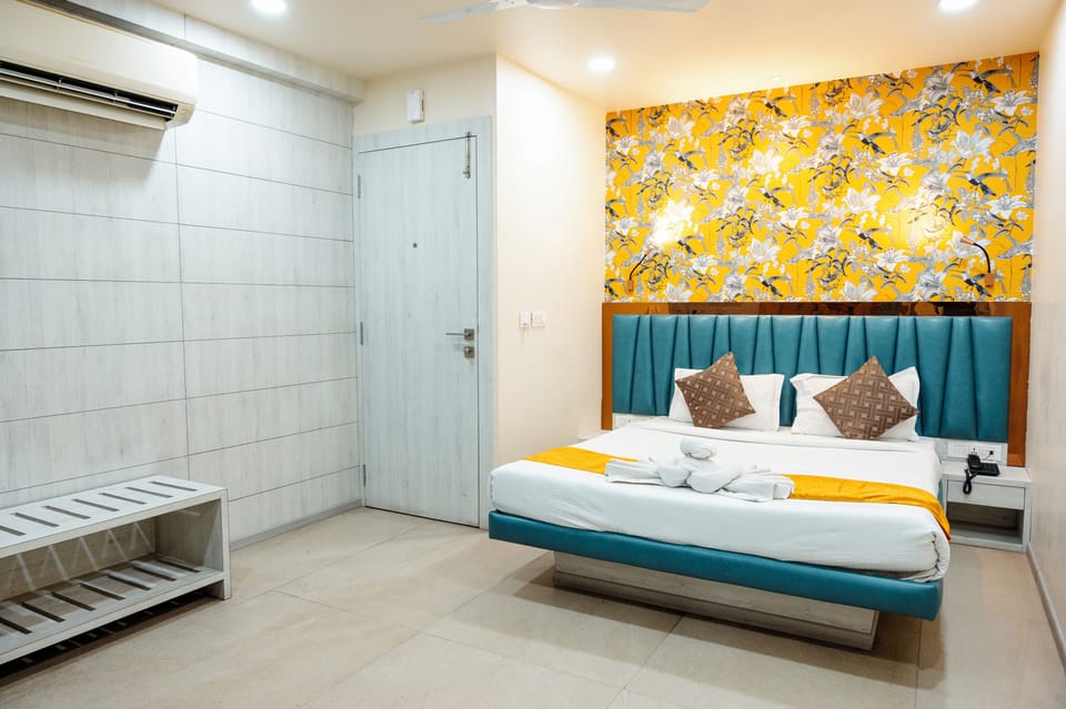 Signature Double Room | WiFi (free)
