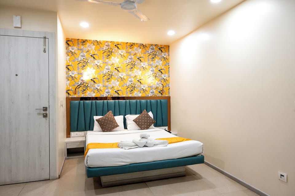 Signature Double Room | WiFi (free)