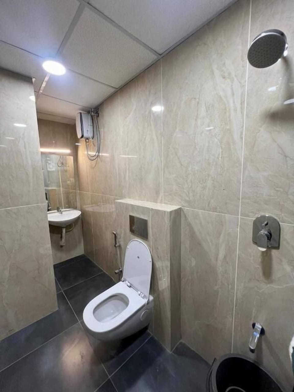 Apartment | Bathroom